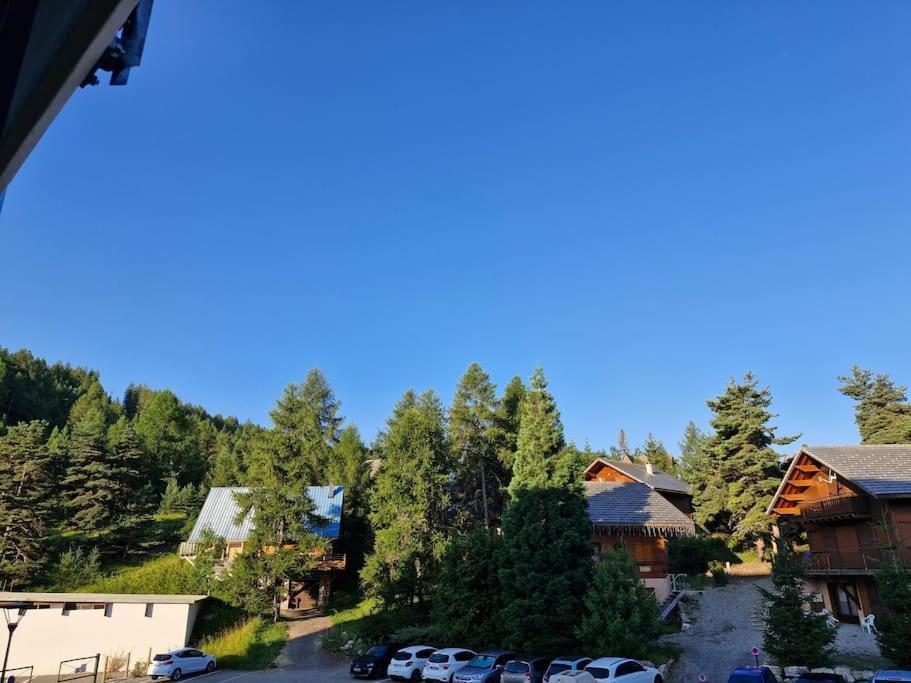 Appartement Au Pied Des Pistes ลาจูดูลูป ภายนอก รูปภาพ