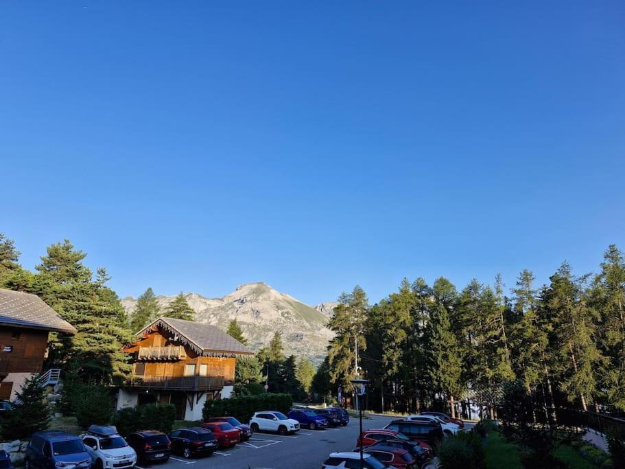 Appartement Au Pied Des Pistes ลาจูดูลูป ภายนอก รูปภาพ